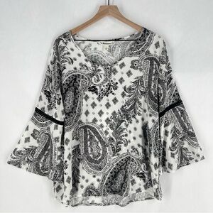 Tantrums Black & White‎ Paisley Print Crochet Lace Trim Flare Sleeve Top Size L